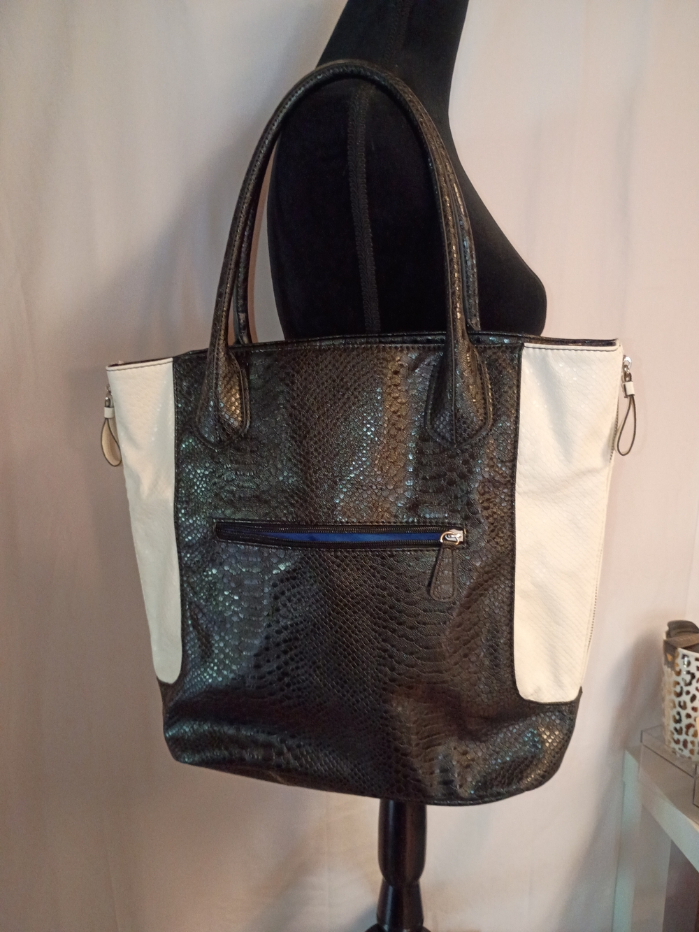 Cosmopolitan Black and White Textured Tote